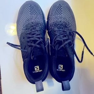 SALOMON PREDICT SOC 2 (MENS US 9.5)
Men's Running Shoes